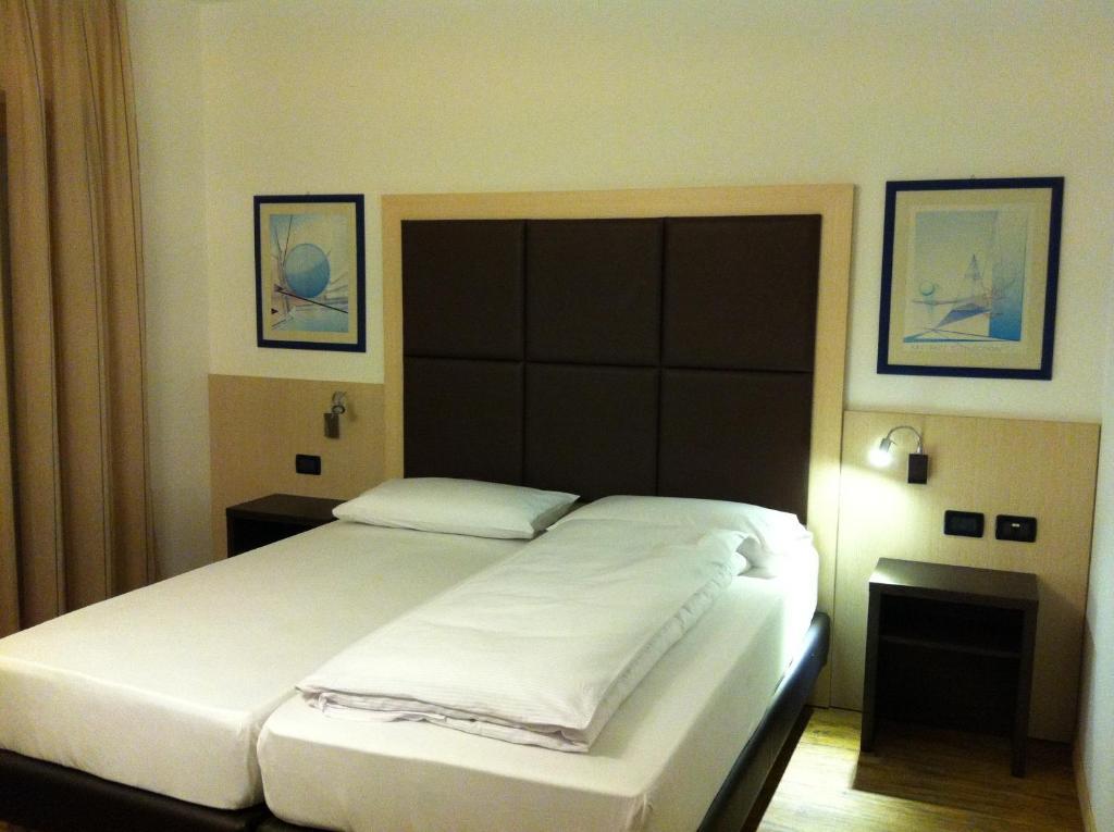 Villa Cameras Room And Breakfast Mori Room photo